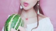 娱乐吃瓜酱房东,揭秘娱乐圈背后的租房风云